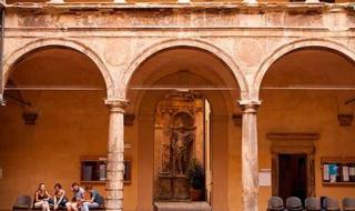 意大利博洛尼亚大学